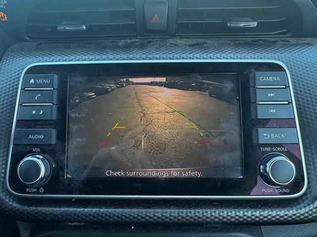 Photo of 2018 Super Black Nissan Kicks