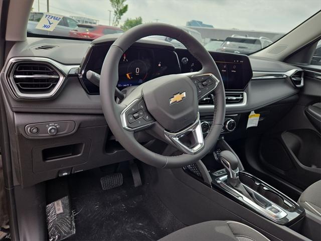 Photo of 2026 Mosaic Black Metallic Chevrolet Trailblazer