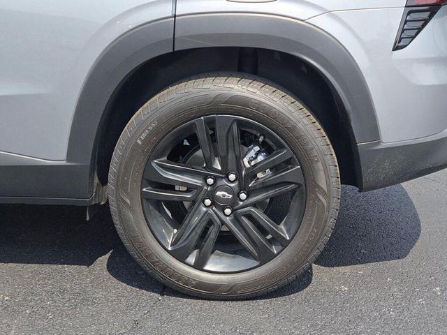 Photo of 2024 Sterling Gray Metallic Chevrolet Trax