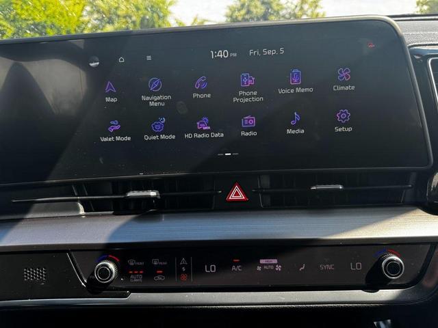 Photo of 2023 Sapphire Blue Kia Sportage