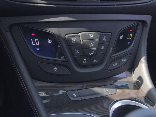 Photo of 2019 Satin Steel Metallic Buick Envision