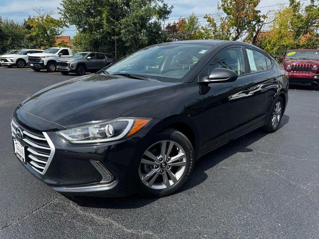 Photo of 2017 Black Noir Pearl Hyundai ELANTRA