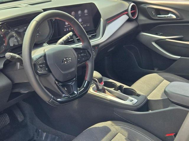 Photo of 2024 Cacti Green Chevrolet Trax
