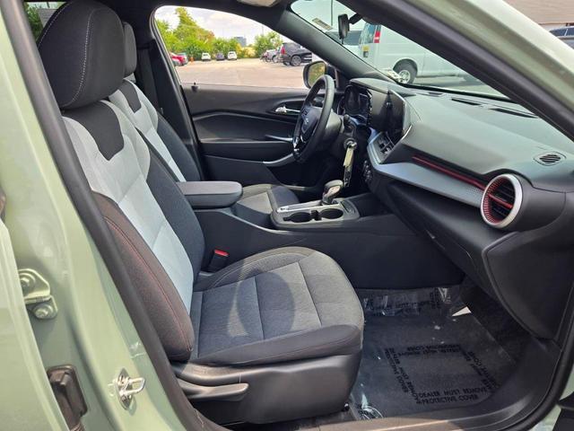 Photo of 2024 Cacti Green Chevrolet Trax