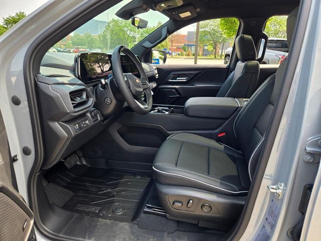 Photo of 2026 Slate Gray Metallic Chevrolet Silverado EV
