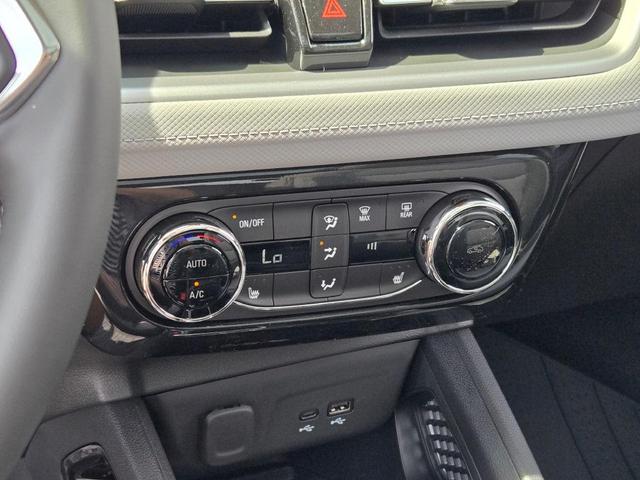 Photo of 2026 Mosaic Black Metallic Chevrolet Trailblazer