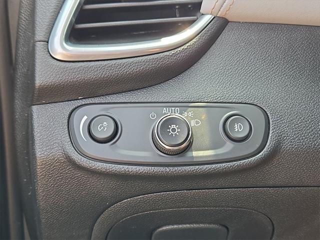 Photo of 2020 Satin Steel Metallic Chevrolet Trax