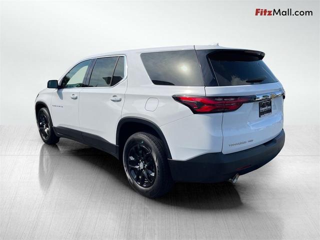 Photo of 2022 Summit White Chevrolet Traverse