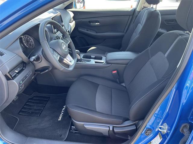 Photo of 2025 Electric Blue Metallic Nissan Sentra