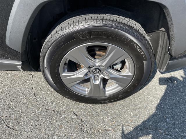 Photo of 2024 Black Toyota RAV4
