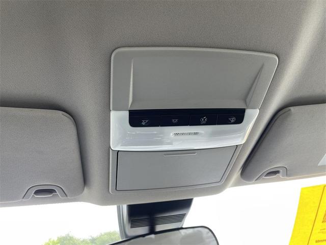 Photo of 2024 Super Black Clearcoat Nissan Altima