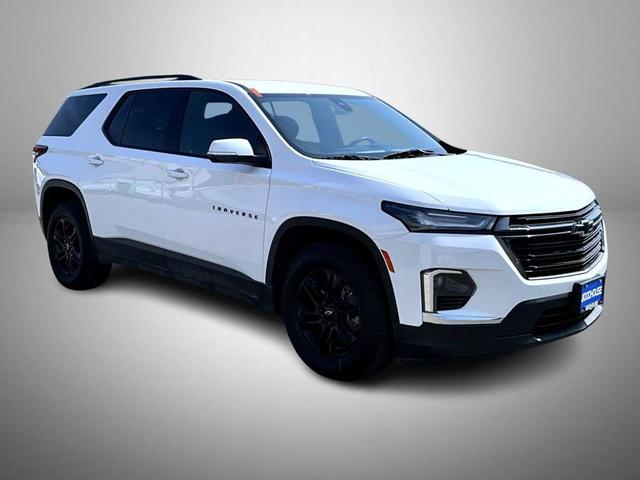 Photo of 2023 Summit White Chevrolet Traverse