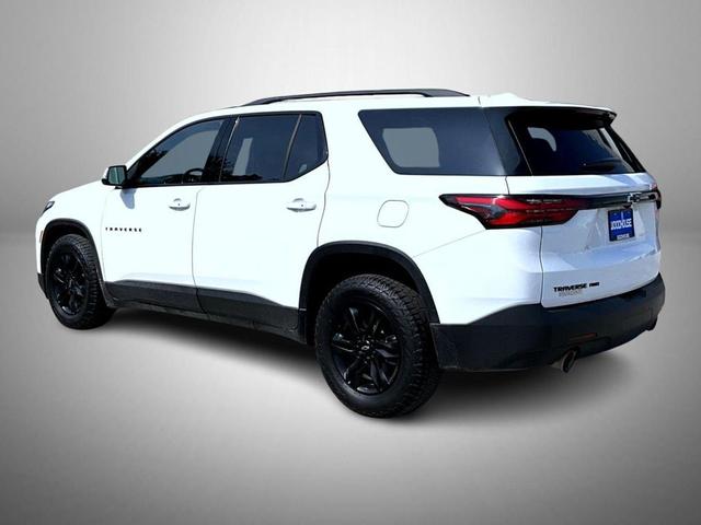 Photo of 2023 Summit White Chevrolet Traverse