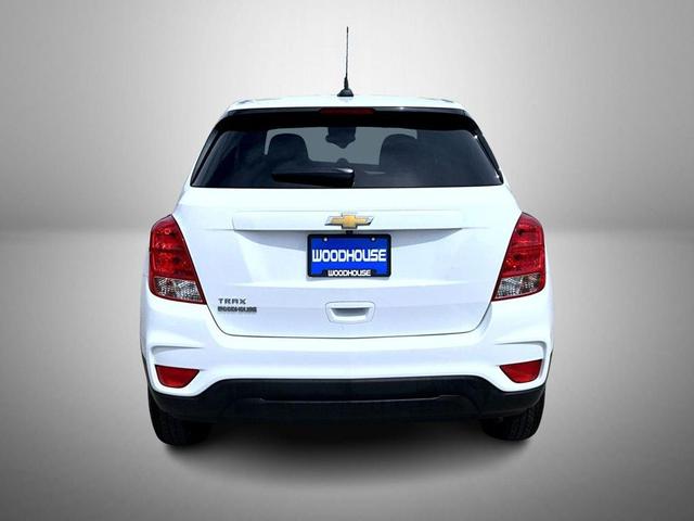Photo of 2020 Summit White Chevrolet Trax
