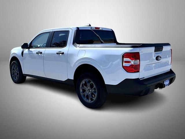 Photo of 2025 Oxford White Ford Maverick