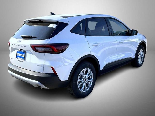 Photo of 2025 Oxford White Ford Escape