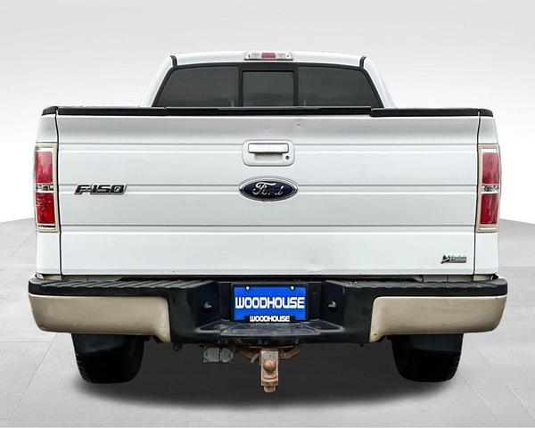 Photo of 2010 White Ford F-150