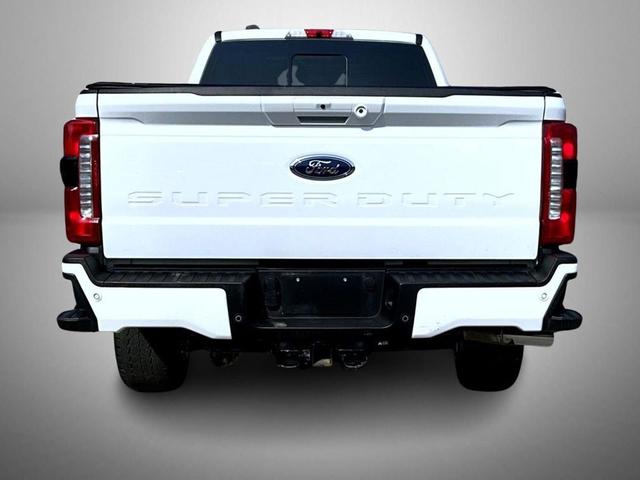 Photo of 2024 Oxford White Ford F-250
