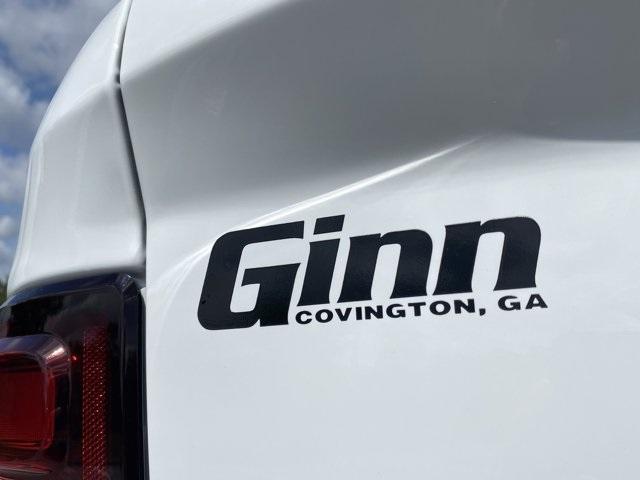 Photo of 2022 Bright White Clearcoat RAM 2500