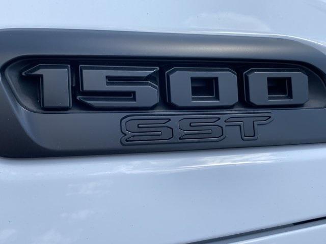 Photo of 2025 Bright White Clearcoat RAM 1500