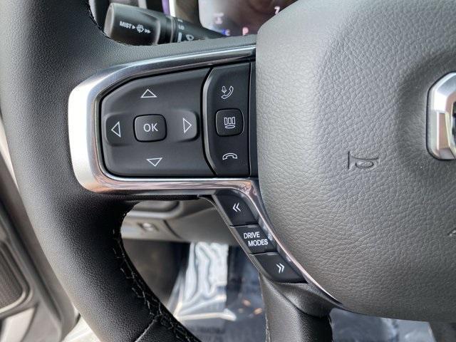 Photo of 2025 Bright White Clearcoat RAM 1500