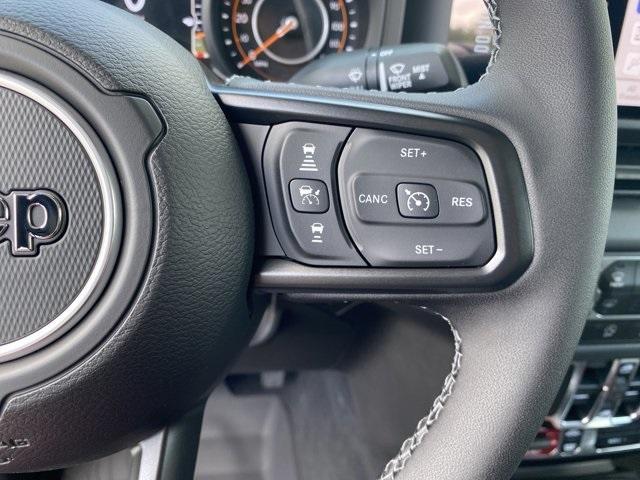 Photo of 2025 Anvil Clearcoat Jeep Gladiator