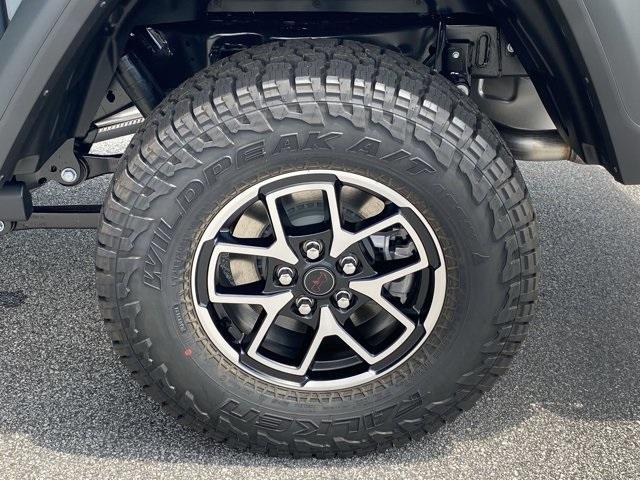 Photo of 2025 Anvil Clearcoat Jeep Gladiator