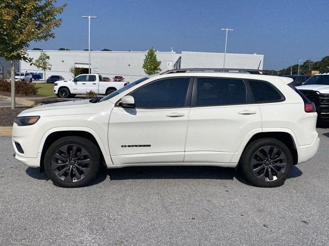Photo of 2019 Pearl White Pearlcoat Jeep Cherokee