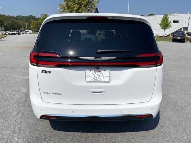 Photo of 2026 PW7 Chrysler Pacifica
