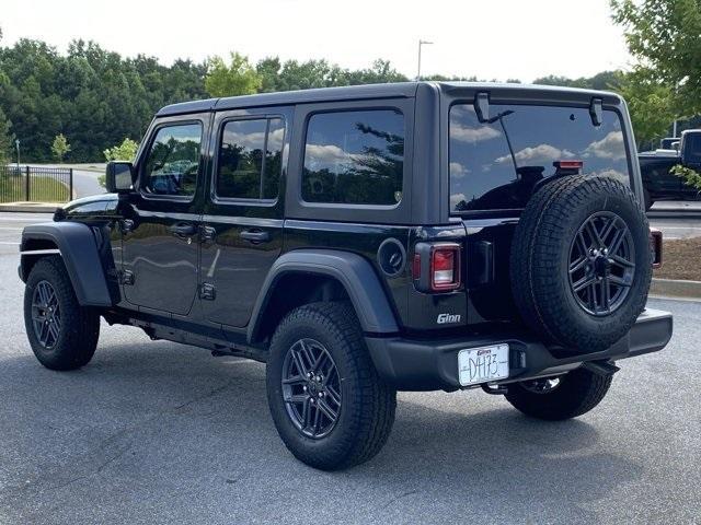 Photo of 2024 Black Clearcoat Jeep Wrangler