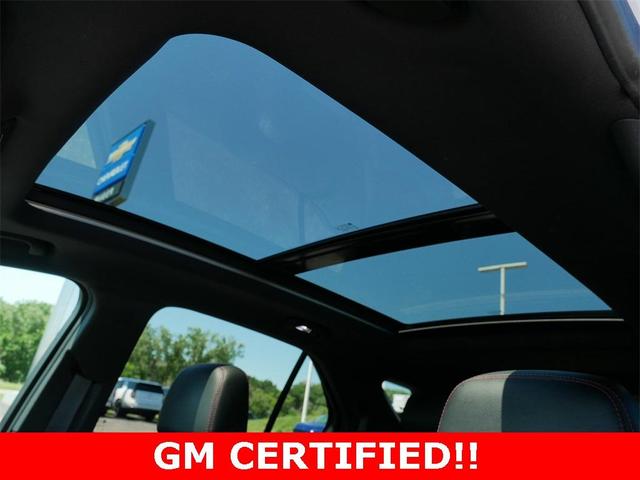 Photo of 2022 Summit White Chevrolet Equinox