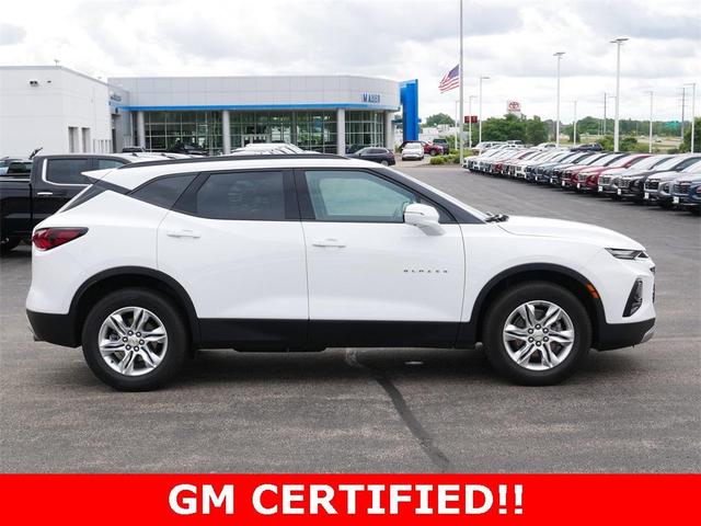 Photo of 2022 Summit White Chevrolet Blazer