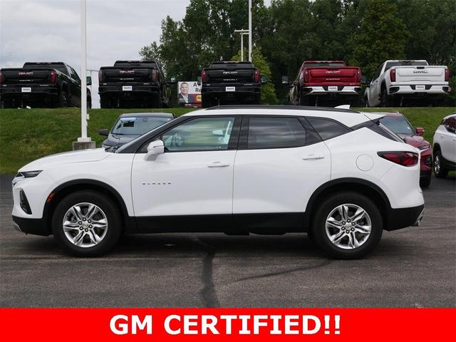 Photo of 2022 Summit White Chevrolet Blazer
