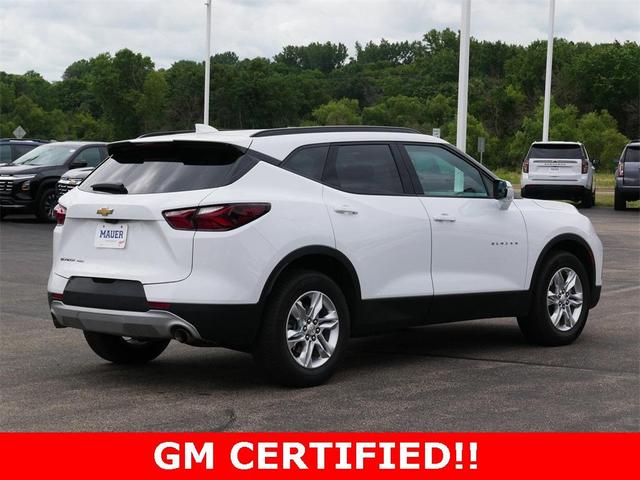 Photo of 2022 Summit White Chevrolet Blazer