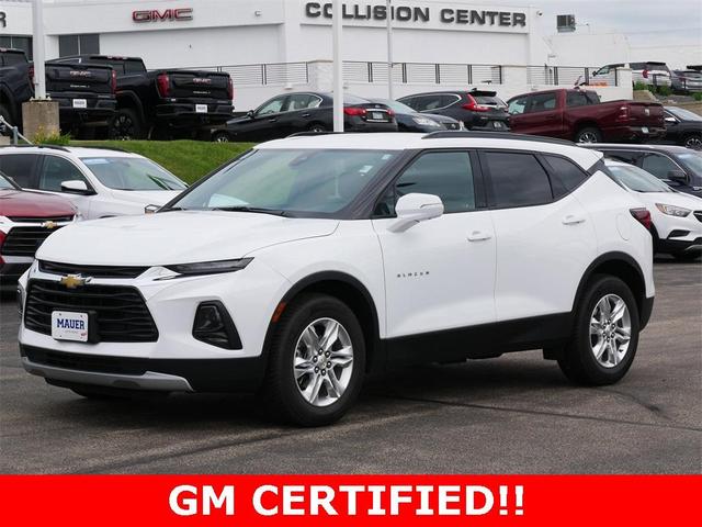Photo of 2022 Summit White Chevrolet Blazer