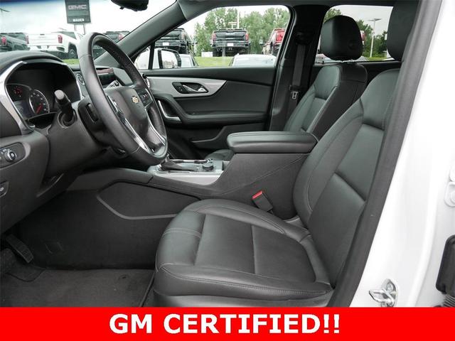Photo of 2022 Summit White Chevrolet Blazer