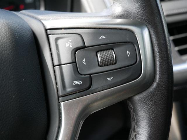 Photo of 2021 Summit White Chevrolet Suburban