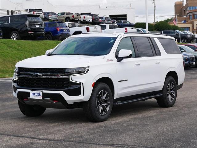 Photo of 2021 Summit White Chevrolet Suburban