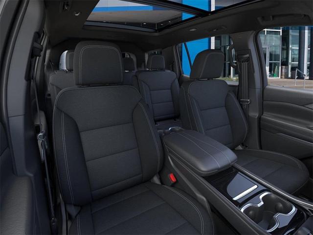 Photo of 2026 White Chevrolet Traverse