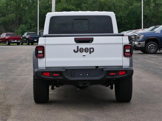 Photo of 2025 Bright White Clearcoat Jeep Gladiator