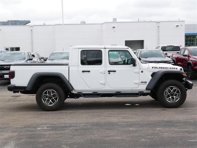 Photo of 2025 Bright White Clearcoat Jeep Gladiator
