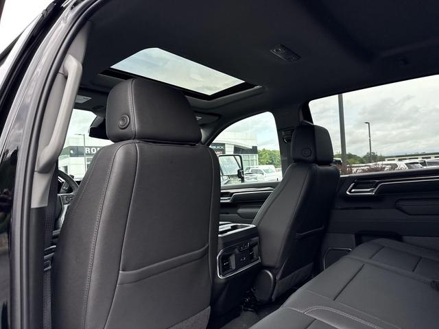 Photo of 2025 Black Chevrolet Silverado 2500