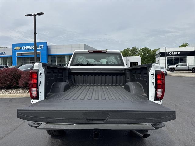 Photo of 2025 Summit White GMC Sierra 2500