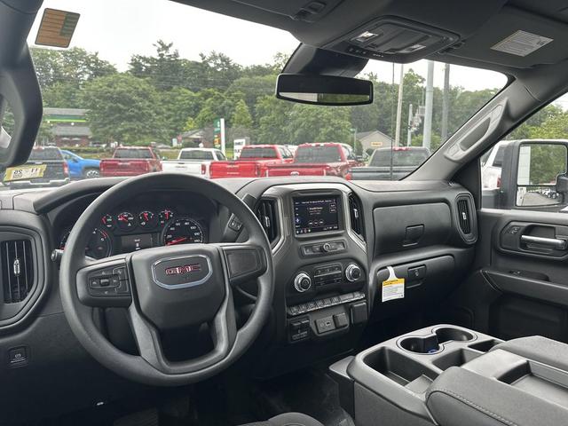 Photo of 2025 Summit White GMC Sierra 3500