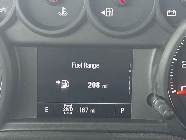 Photo of 2025 Summit White GMC Sierra 3500
