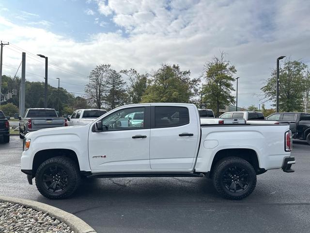 Photo of 2022 Summit White GMC Canyon