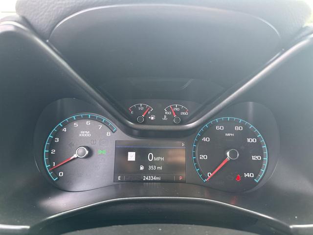 Photo of 2022 Summit White GMC Canyon