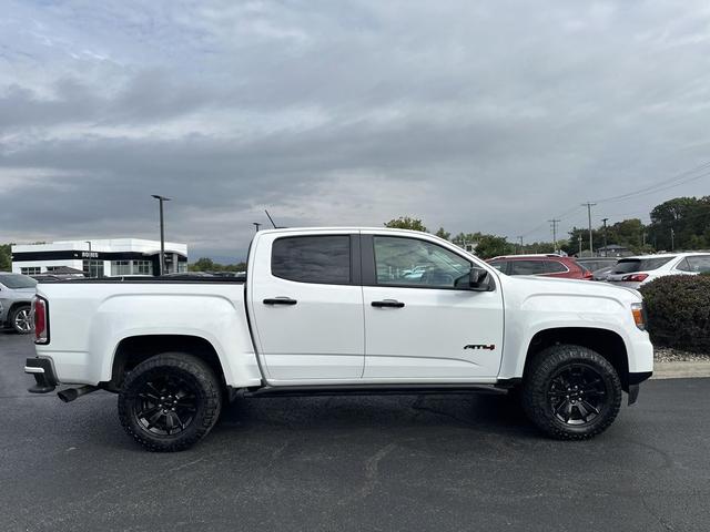 Photo of 2022 Summit White GMC Canyon