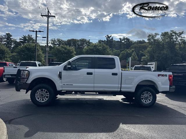 Photo of 2019 Oxford White Ford F-250