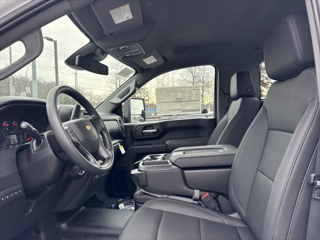 Photo of 2025 Summit White Chevrolet Silverado 3500